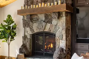 10606 Dutton Ct, Truckee, CA 96161 - Photo 7