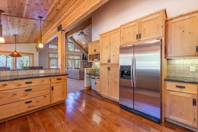 10134 Michaels Way, Truckee, CA 96161 - Photo 9