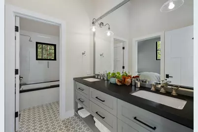 377 James McIver, Truckee, CA 96161 - Photo 19