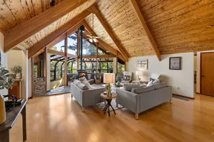 10928 Barnes Dr, Truckee, CA 96161 - Photo 7