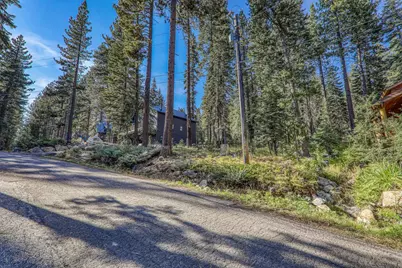 51207 Jeffery Pine Drive, Soda Springs, CA 95728 - Photo 13