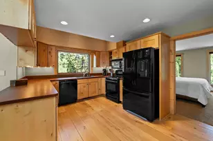 52 Cedar Rdg Rd, Portola, CA 96122 - Photo 9