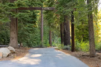 10534 Actinolite Way, Truckee, CA 96161 - Photo 3