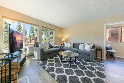 11723 Snowpeak Way #569, Truckee, CA 96161 - Photo 3