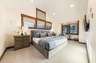 11585 China Camp Rd, Truckee, CA 96161 - Photo 15