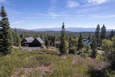 13038 Skislope Way, Truckee, CA 96161 - Photo 17