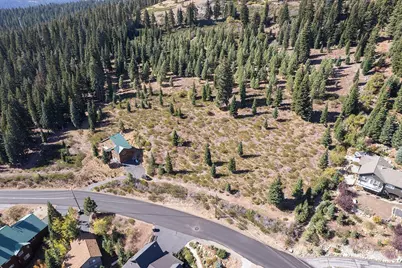 13038 Skislope Way, Truckee, CA 96161 - Photo 9