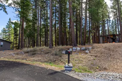 10703 Winchester Court, Truckee, CA 89161 - Photo 27
