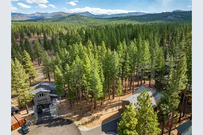 10703 Winchester Court, Truckee, CA 89161 - Photo 9