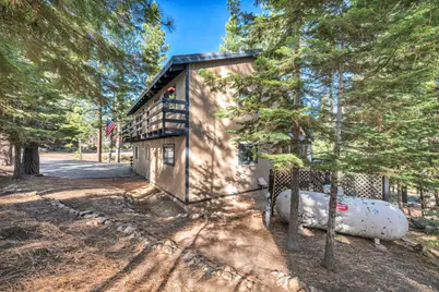 10739 Royal Crest Drive, Truckee, CA 96161 - Photo 25