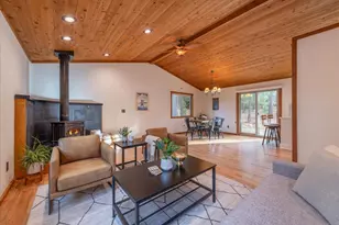 14217 Gyrfalcon St, Truckee, CA 96161 - Photo 3