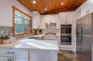 14217 Gyrfalcon St, Truckee, CA 96161 - Photo 9