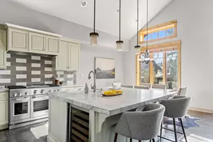 10235 Valmont Trail, Truckee, CA 96161 - Photo 5