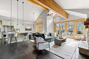 10235 Valmont Trail, Truckee, CA 96161 - Photo 3