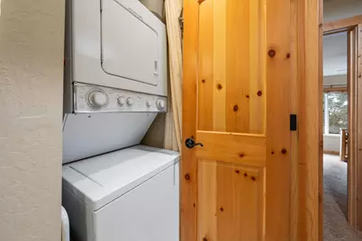 11711 Snowpeak Way #555, Truckee, CA 96161 - Photo 15