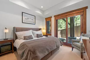 7401 Larkspur Ln, Truckee, CA 96161 - Photo 21