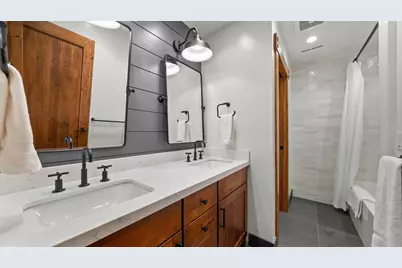 7401 Larkspur Lane #1, Truckee, CA 96161 - Photo 17