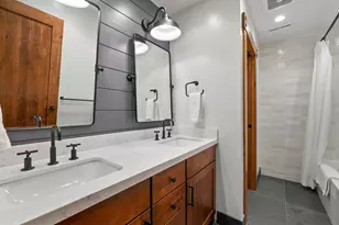 7401 Larkspur Ln, Truckee, CA 96161 - Photo 17