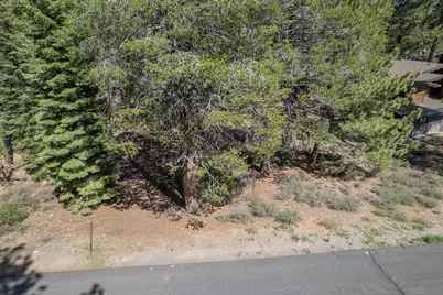 11841 Bottcher Loop, Truckee, CA 96161 - Photo 9