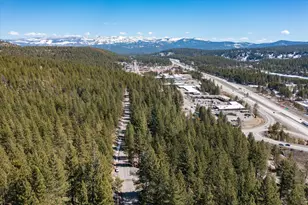 12255 Sierra Dr, Truckee, CA 96161 - Photo 3