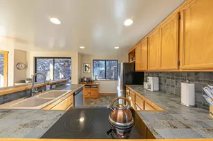 11504 Skislope Way, Truckee, CA 96161 - Photo 11
