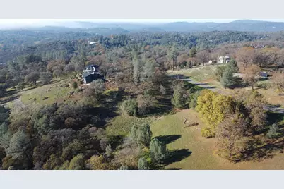 23021 Darkhorse Drive, Auburn, CA 95602 - Photo 17