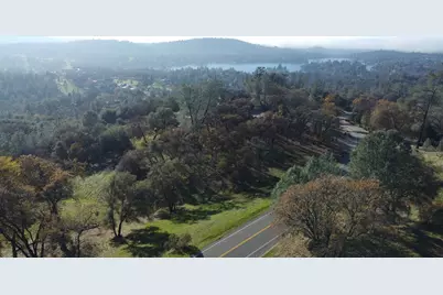 23021 Darkhorse Drive, Auburn, CA 95602 - Photo 9