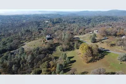 23021 Darkhorse Drive, Auburn, CA 95602 - Photo 21