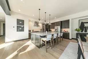 10256 Modane Pl, Truckee, CA 96161 - Photo 9