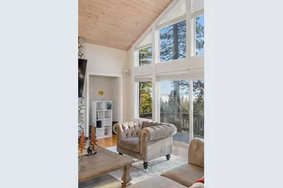 1360 Canterbury Drive, Kings Beach, CA 96143 - Photo 7