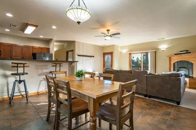 16725 Skislope Way #5, Truckee, CA 96161 - Photo 5