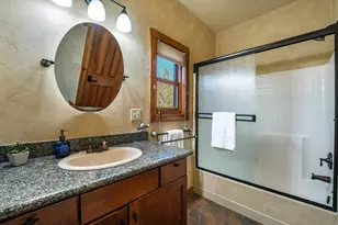 16725 Skislope Way, Truckee, CA 96161 - Photo 9