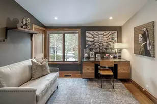 8750 Breakers Ct, Truckee, CA 96161 - Photo 15