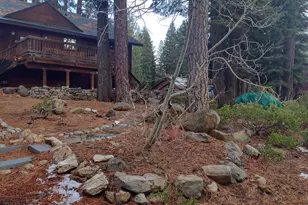 10262 Blue Jay Ln, Truckee, CA 96161 - Photo 3