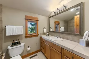 12323 Lookout Loop, Truckee, CA 96161 - Photo 11