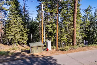 11902 &amp; 11912 Rio Vista Drive, Truckee, CA 96161 - Photo 3