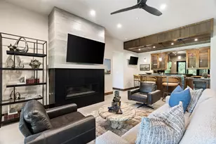 9337 Heartwood Dr, Truckee, CA 96161 - Photo 19