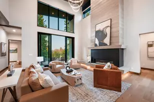 9337 Heartwood Dr, Truckee, CA 96161 - Photo 11