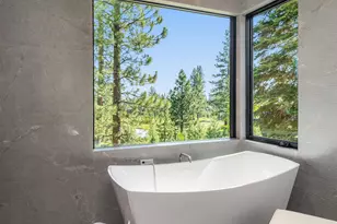 9337 Heartwood Dr, Truckee, CA 96161 - Photo 9