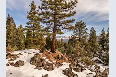 11392 Lockwood Drive, Truckee, CA 96161 - Photo 1