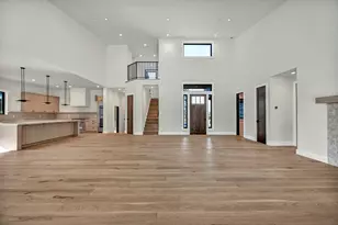 16355 Havern Hill Ct, Truckee, CA 96161 - Photo 3