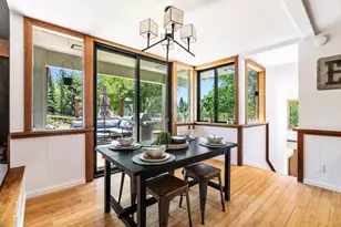 10390 Manchester Dr, Truckee, CA 96161 - Photo 5