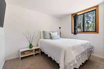 10390 Manchester Drive, Truckee, CA 96161 - Photo 15