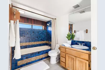 10390 Manchester Drive, Truckee, CA 96161 - Photo 13