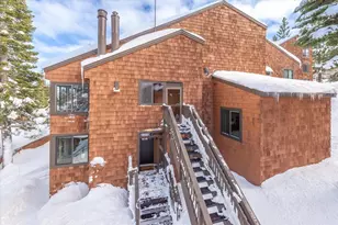 11723 Snowpeak Way, Truckee, CA 96161 - Photo 27