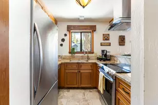 725 Granlibakken Rd, Tahoe City, CA 96145 - Photo 11