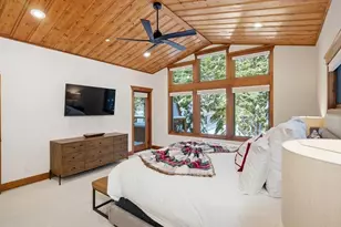 13572 Weisshorn Ave, Truckee, CA 96161 - Photo 15