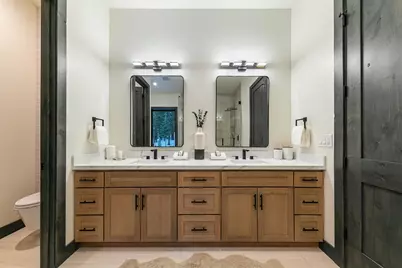 13719 Pathway Avenue, Truckee, CA 96161 - Photo 21