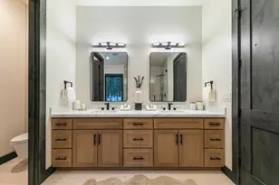 13719 Pathway Ave, Truckee, CA 96161 - Photo 21