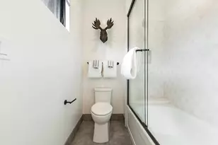 10209 Modane Pl, Truckee, CA 96161 - Photo 21